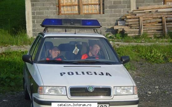 politia la poze